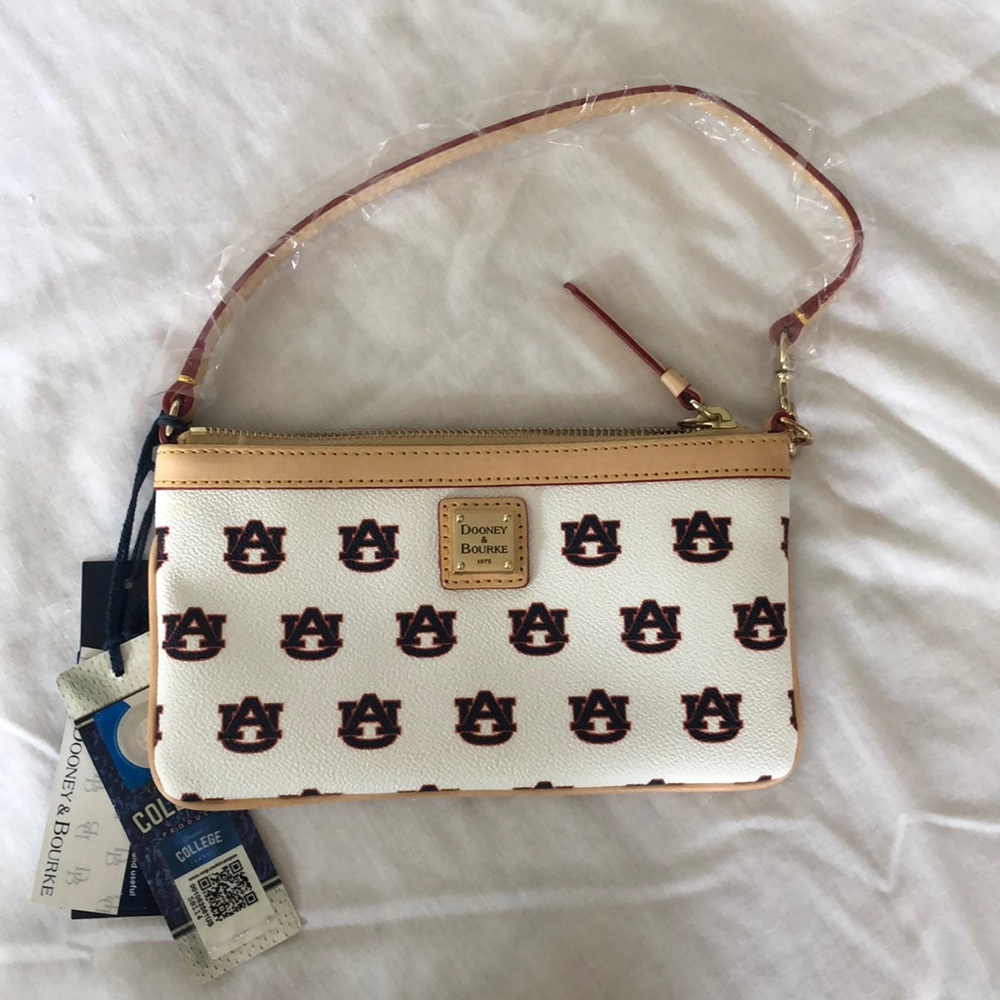 Dooney & Burke - Auburn wristlet